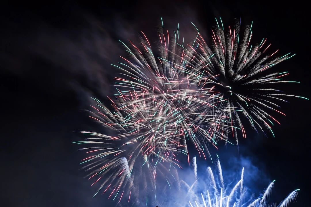 feux artifices nuit